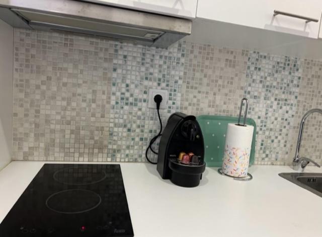 Fantastic 1 Bedroom Apartment At Roma Avenue - 1B Lisboa Екстериор снимка